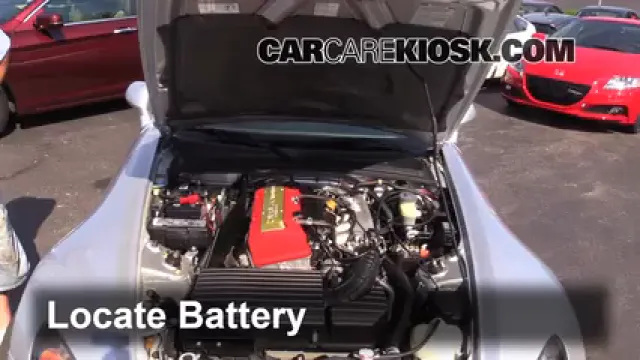 2005 Honda S2000 2.2L 4 Cyl. Batterie Changement